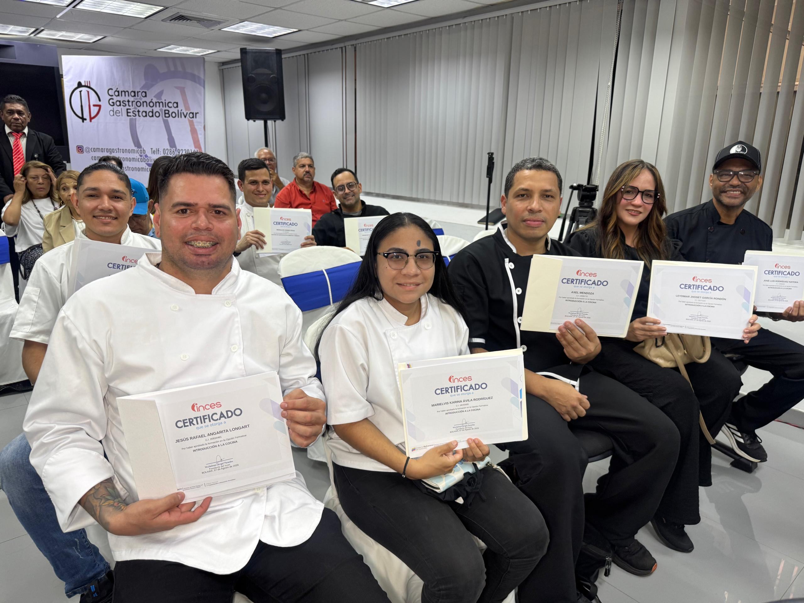 BOLÍVAR | Inces y Cámara Gastronómica certifican saberes de profesionales de la cocina regional