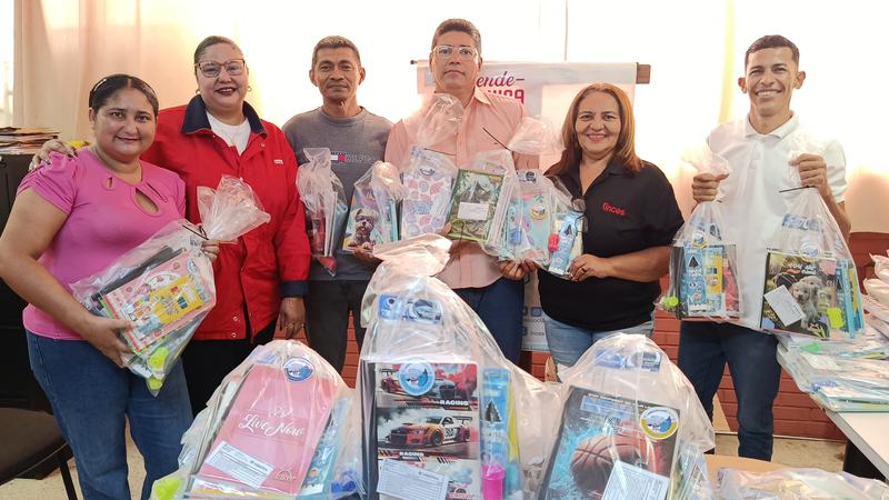 APURE | Inces entregó kits escolares a hijos de sus trabajadores