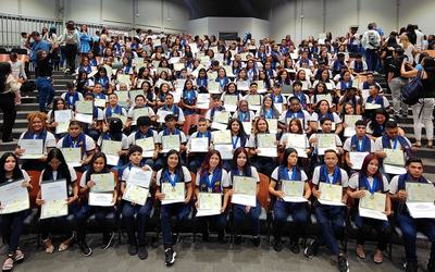CARACAS | Inces gradúa a 282 bachilleres productivos en su 67° aniversario