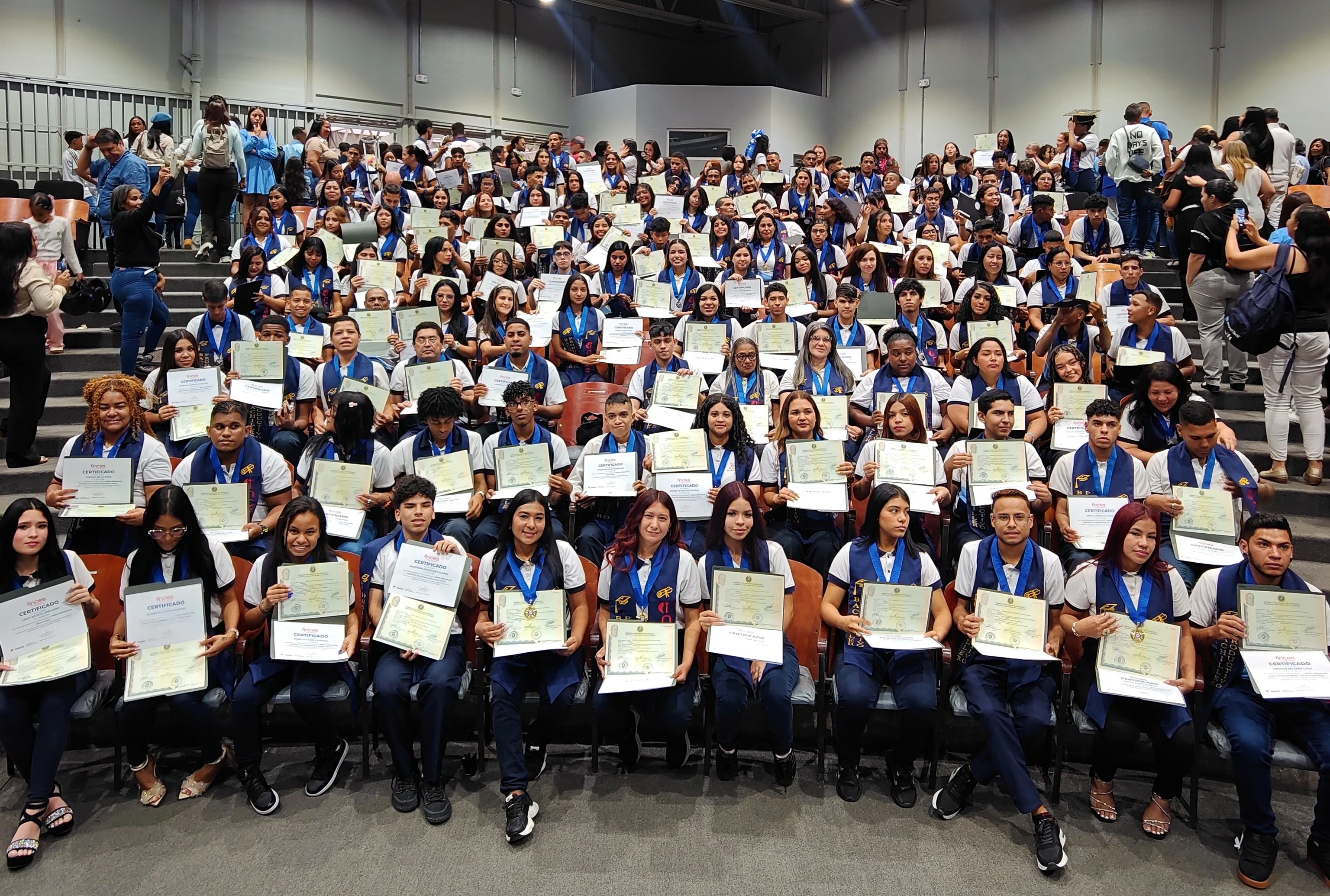 CARACAS | Inces gradúa a 282 bachilleres productivos en su 67° aniversario
