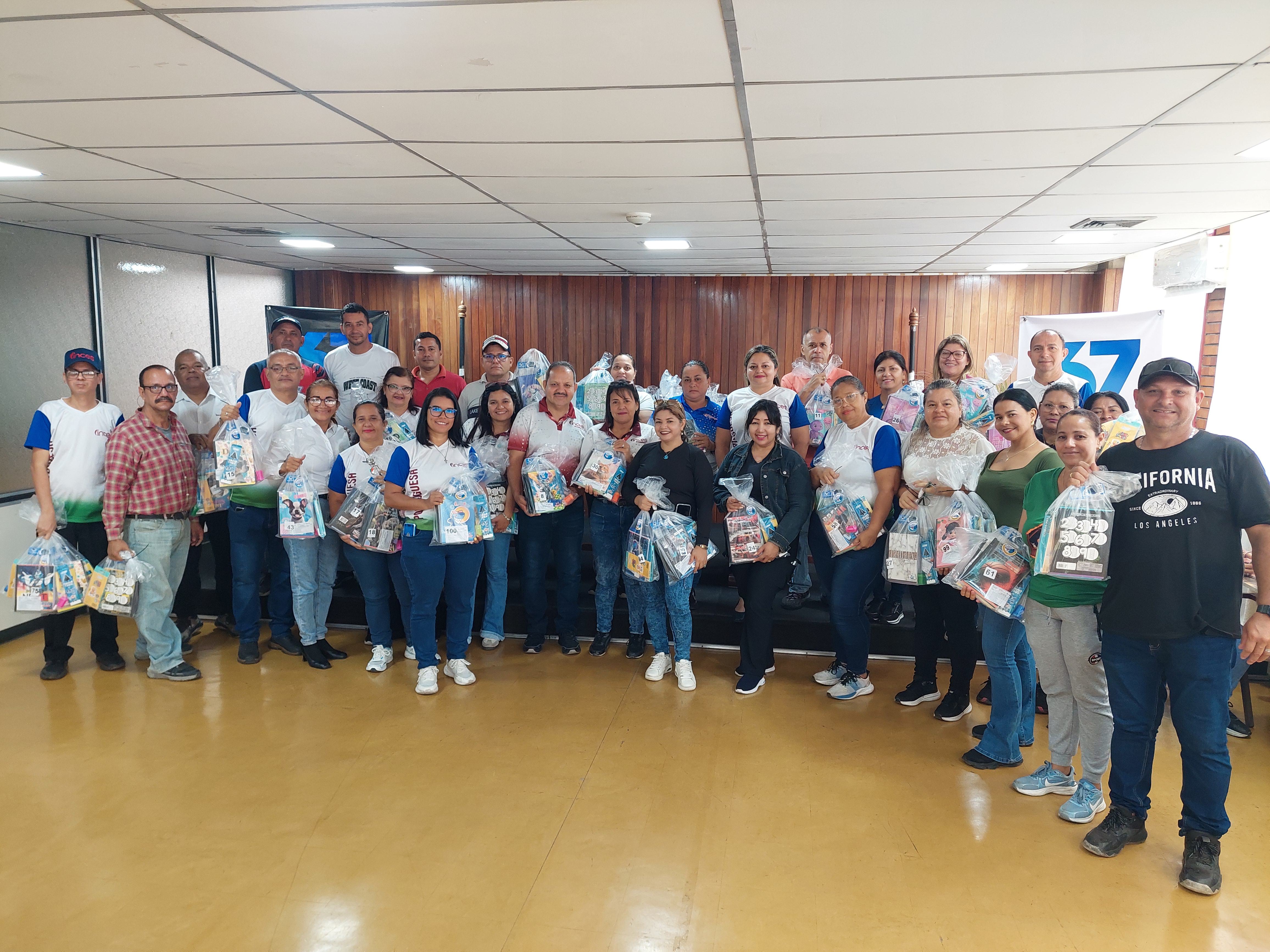 PORTUGUESA | Inces beneficia a hijos de sus trabajadores con kits escolares
