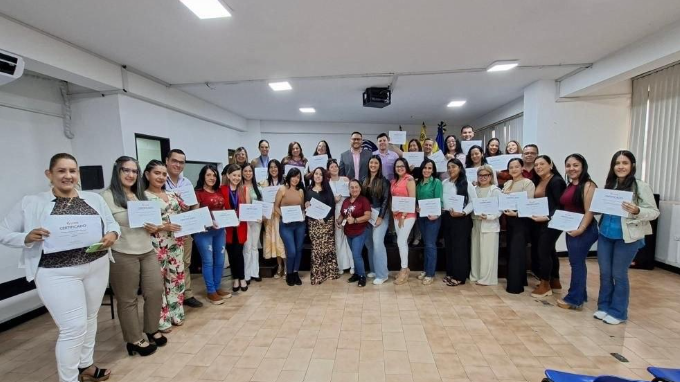 TÁCHIRA | Inces entregó certificados a 50 trabajadores de la Contraloría
