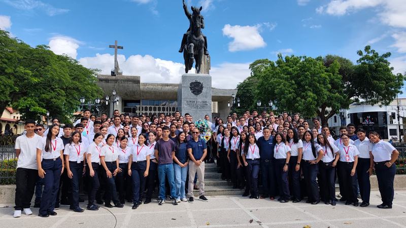 YARACUY | Personal del Inces celebró 67° aniversario con fe y homenaje al Libertador
