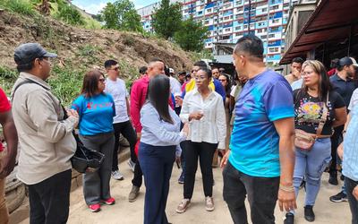 CARACAS | Ministra de Agricultura de Barbados destaca el potencial productivo de la Comuna Fe Socialista y del CFS Metalmecánica en el 23 de Enero