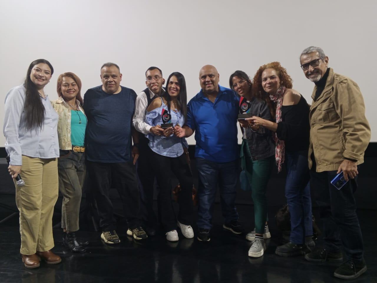 Escuela de Medios del Inces recibe dos premios en festival universitario - inline