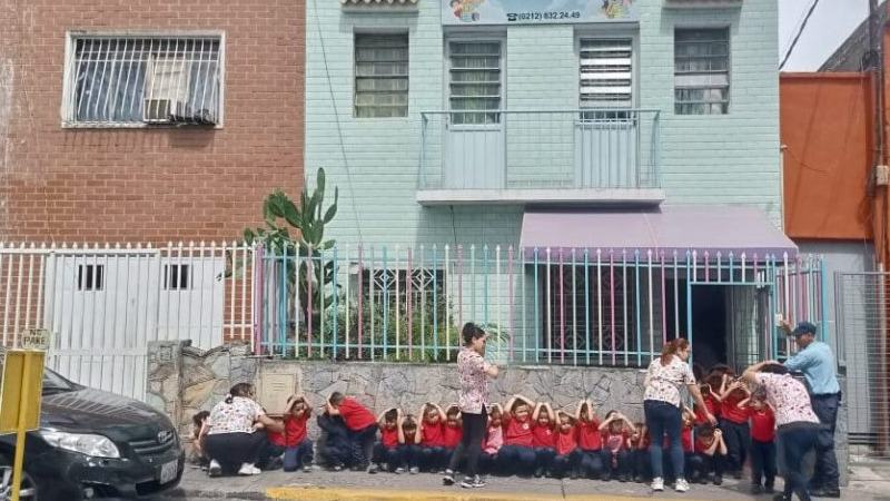 Inces realizó simulacro de desalojo en preescolar Carmen Leonor Velásquez