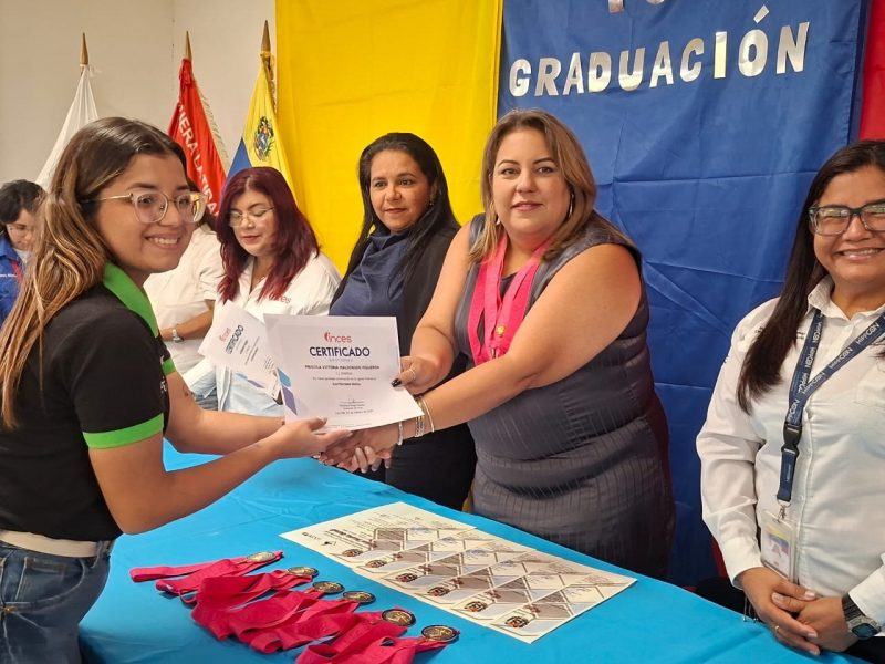 FALCÓN | 406 graduandos integraron la X Graduación Conjunta del Sistema Nacional de Formación y Auto - inline