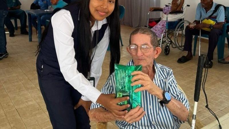 FALCÓN  |  Aprendices del Inces compartieron actividades con los abuelos de la Unidad Geriátrica en Coro