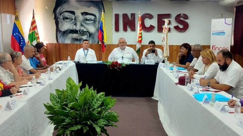LARA | Comunidad de Aprendizaje del Inces socializó proyectos de investigación