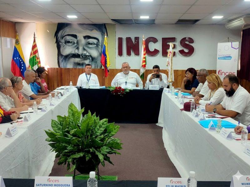 LARA | Comunidad de Aprendizaje del Inces socializó proyectos de investigación