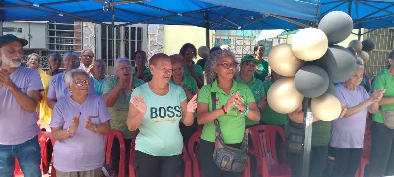 Inces ofreció una mañana de compartir al club del adulto mayor La Patria Luces Doradas - inline