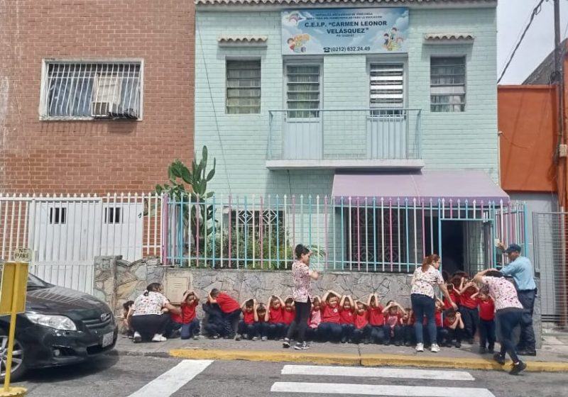 Inces realizó simulacro de desalojo en preescolar Carmen Leonor Velásquez - inline