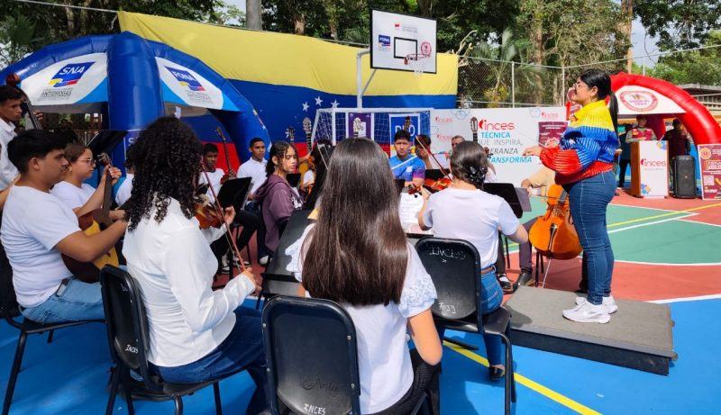 YARACUY | Reinaugurada cancha de usos múltiples Omar Peña “El You”