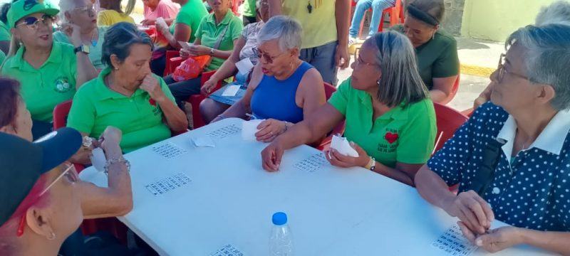 Inces ofreció una mañana de compartir al club del adulto mayor La Patria Luces Doradas - inline