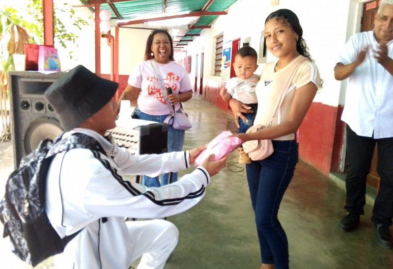 AMAZONAS | Bachillerato Productivo rindió emotivo homenaje a las madres en su día - inline