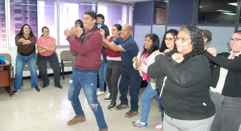 Inces aporta a sus trabajadores herramientas para un mejor convivir laboral - inline