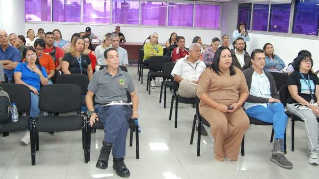 Inces realizó la charla Construir para vivir: Casas saludables, hábitat sano
