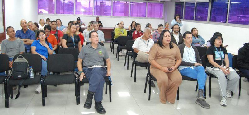 Inces realizó la charla Construir para vivir: Casas saludables, hábitat sano