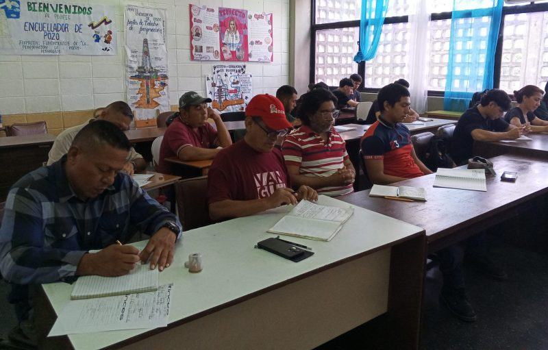 BARINAS | Inces forma a participantes en Mantenimiento de Fluidos de Pozos Petroleros - inline