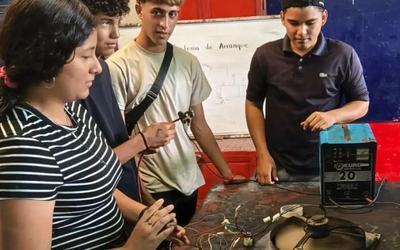 COJEDES | Inces Industrial agrupa a jóvenes con interés en reparación de motores a gasolina